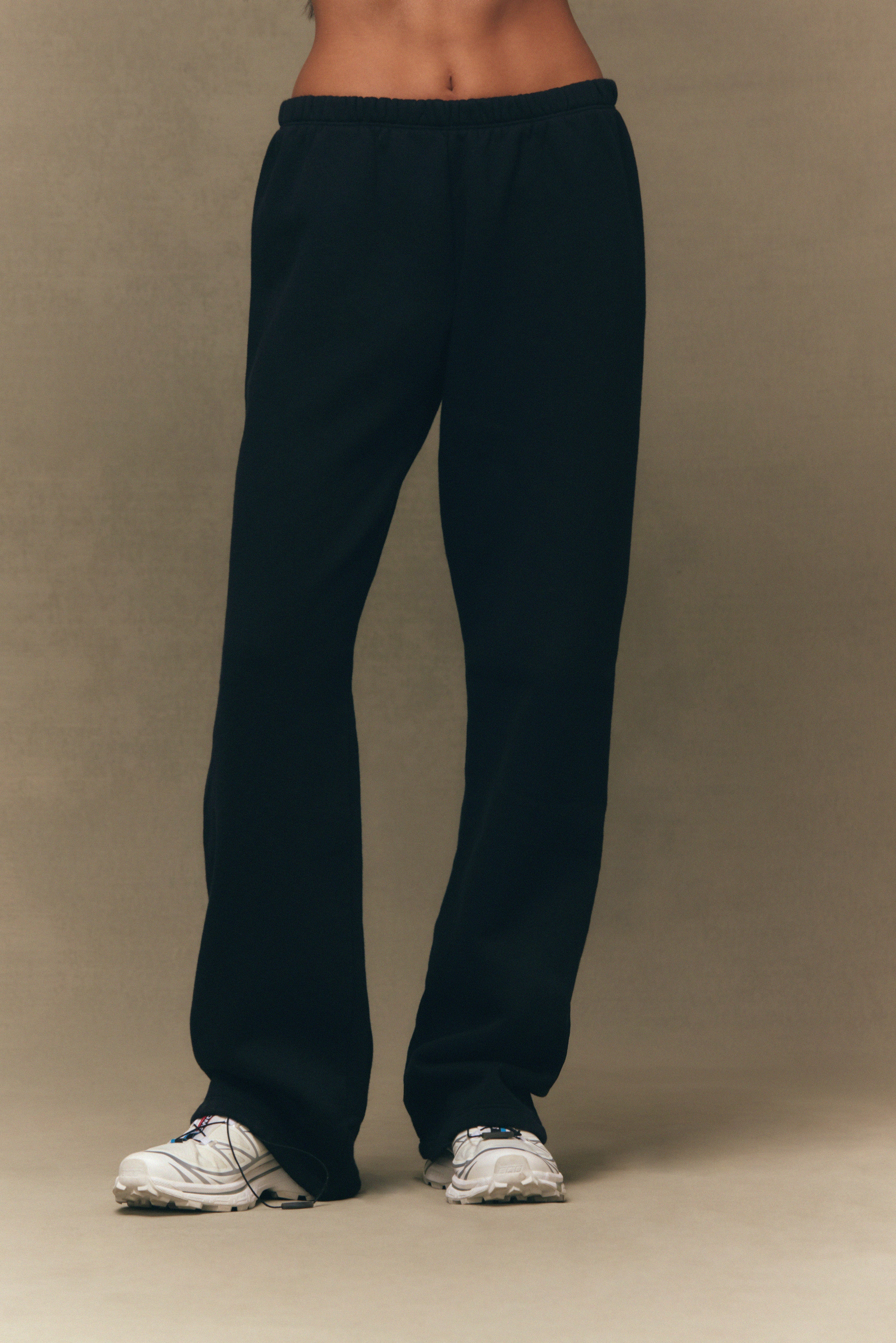 MIDWEIGHT SWEATS STAPLE STRAIGHT LEG SWEATPANTS - ONYX