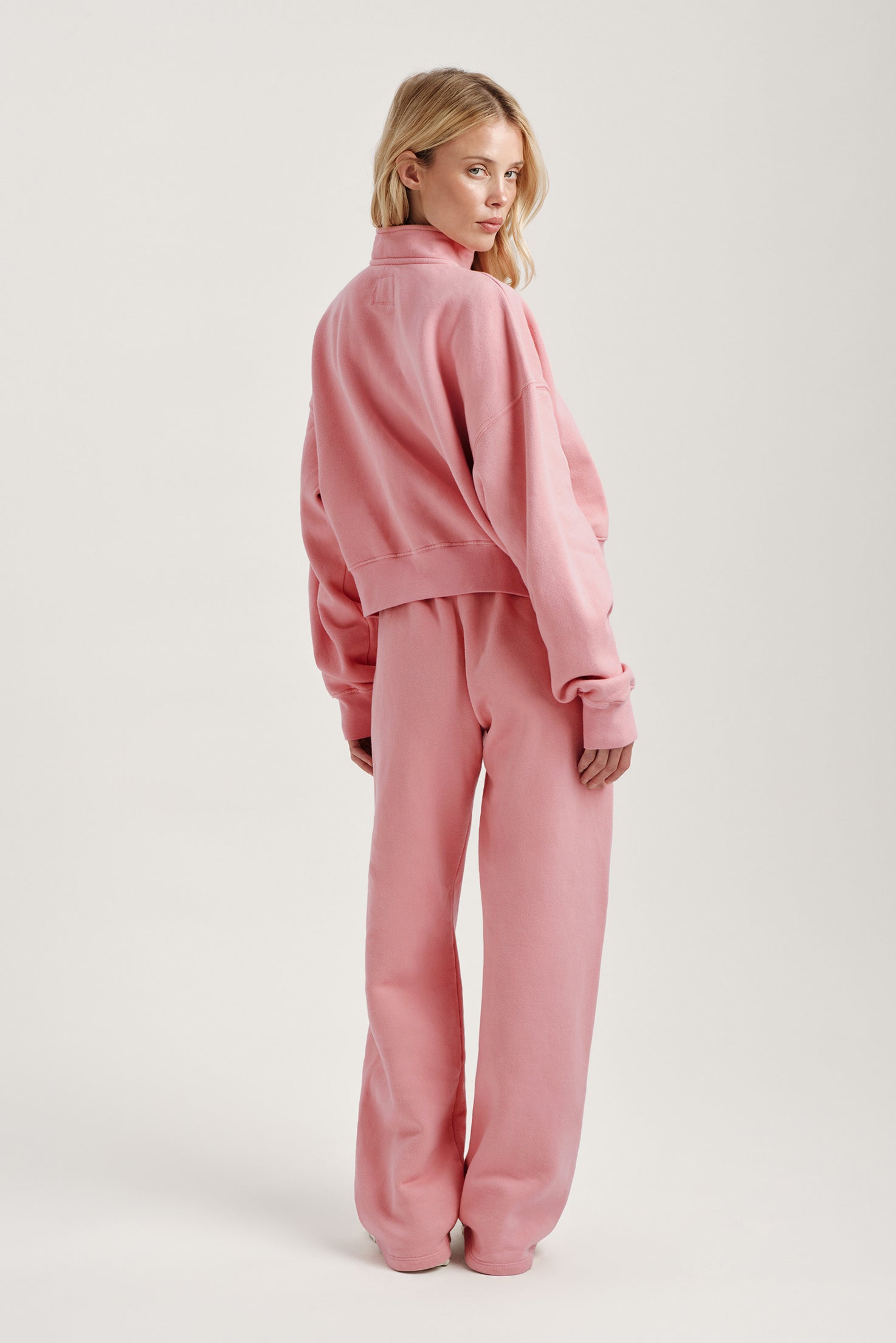 MIDWEIGHT SWEATS STAPLE STRAIGHT LEG SWEATPANTS - INVERSE ROSEBUD
